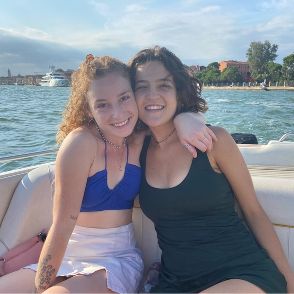 Meet your Posher, Phoebe - Picture 3 of 6